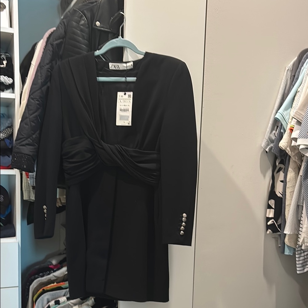 Zara Elegant Black Long Sleeve Dress